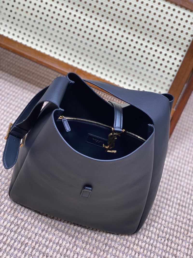 Y51 hobo bags